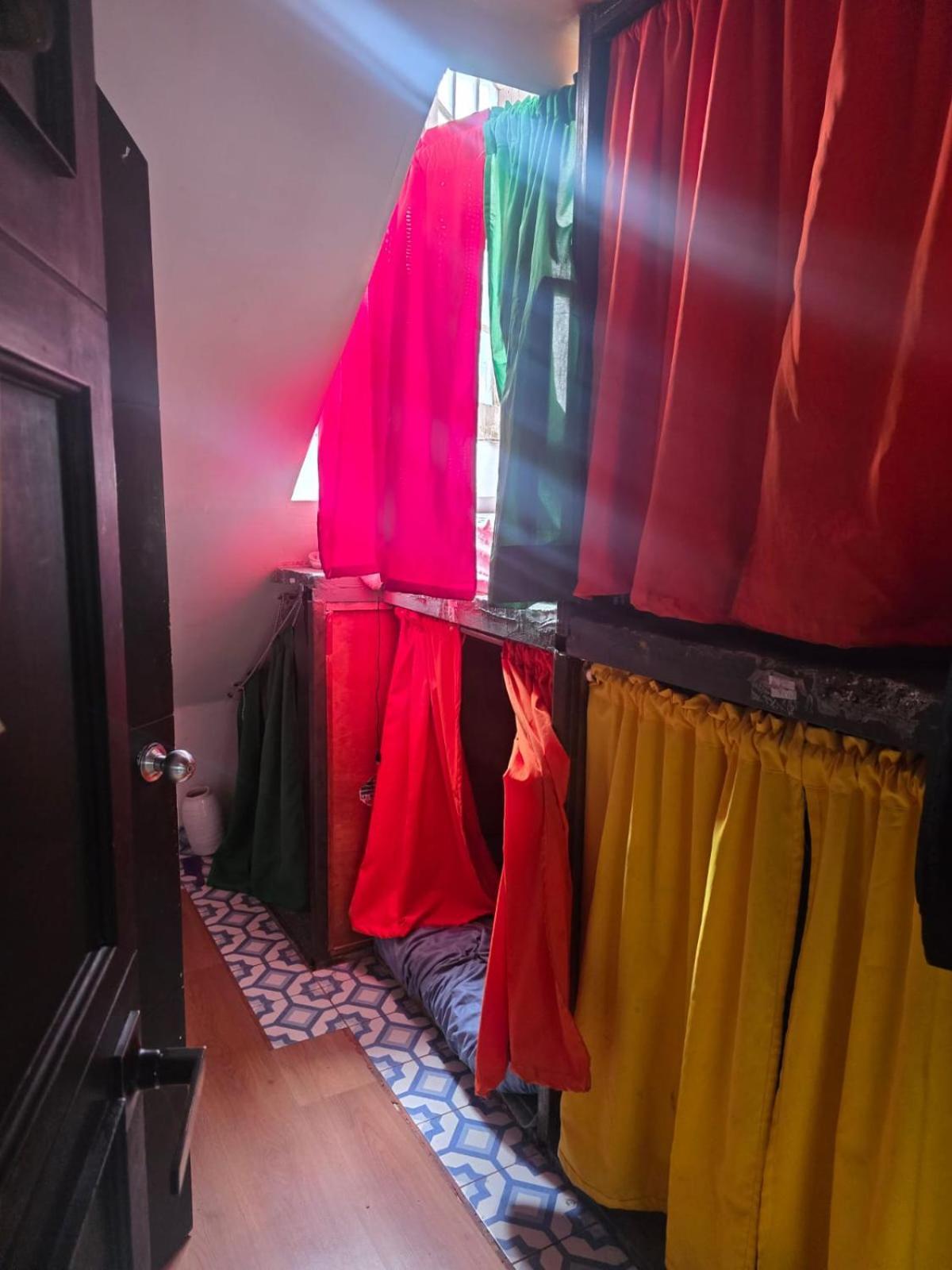 Portelli Hostal Zona G- Para Extranjeros Μπογκοτά Εξωτερικό φωτογραφία